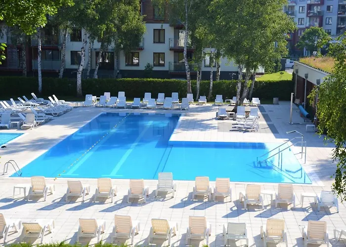 Apartament H204 z widokiem na basen